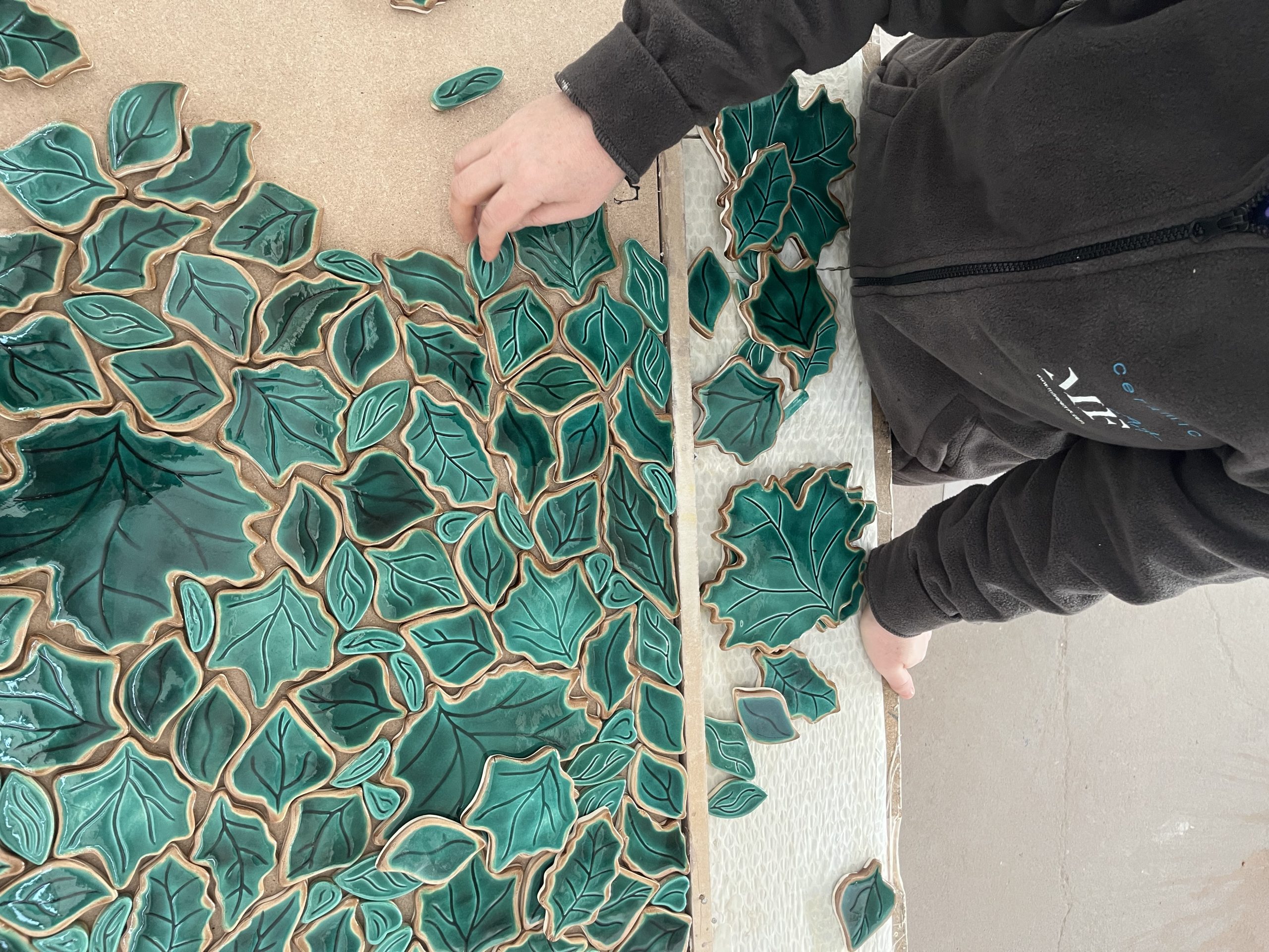green leaf tile